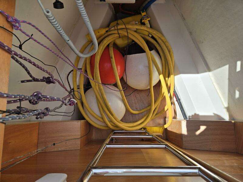 OFF PISTE 46ft Beneteau Yacht For Sale