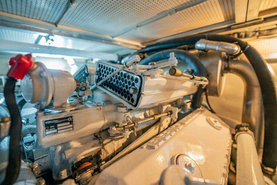 Coconut 64ft Burger Yacht For Sale