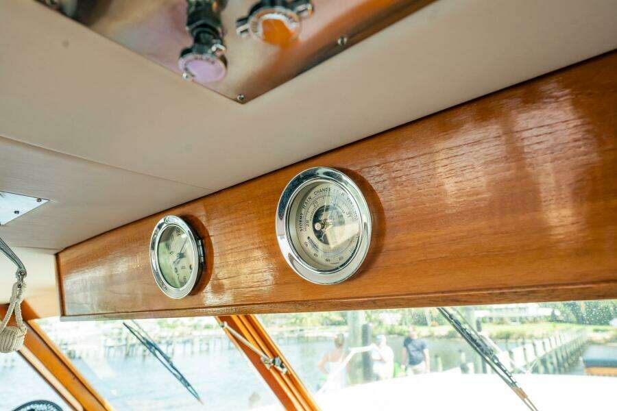 Coconut 64ft Burger Yacht For Sale