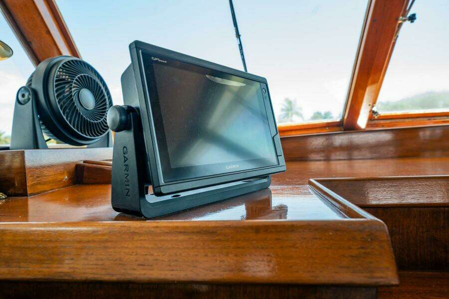 Coconut 64ft Burger Yacht For Sale