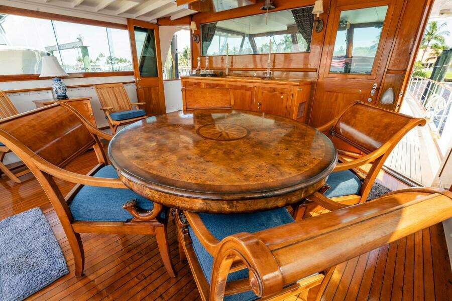 Coconut 64ft Burger Yacht For Sale