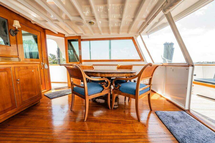 Coconut 64ft Burger Yacht For Sale