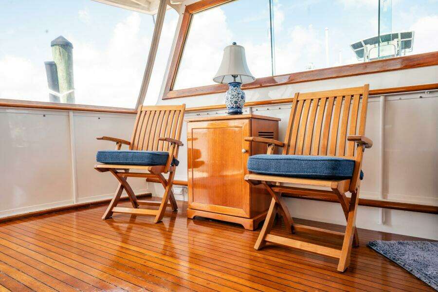 Coconut 64ft Burger Yacht For Sale