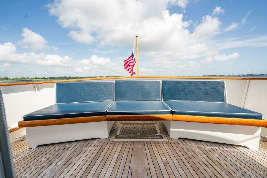 Coconut 64ft Burger Yacht For Sale