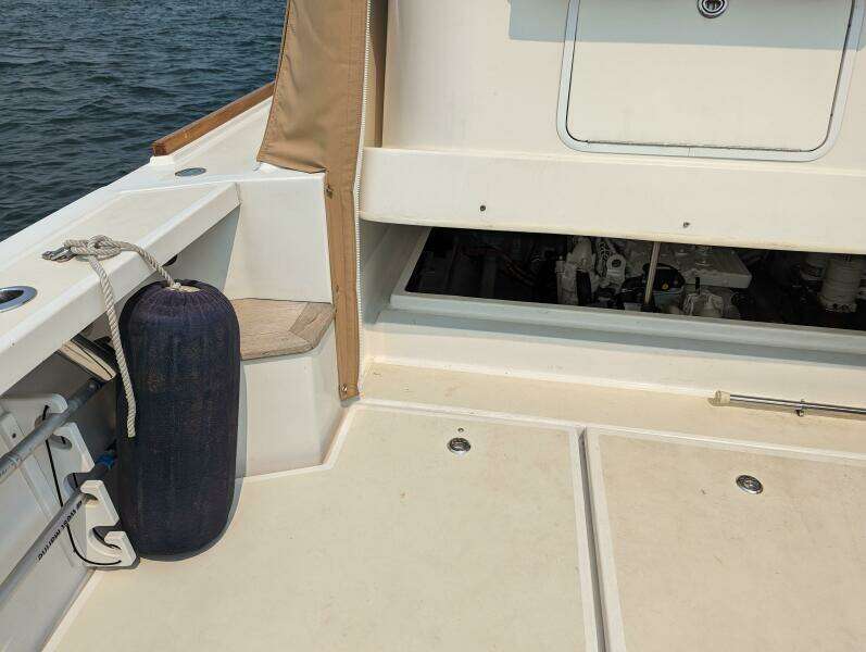 Wilbury 33ft Hunt Yacht For Sale