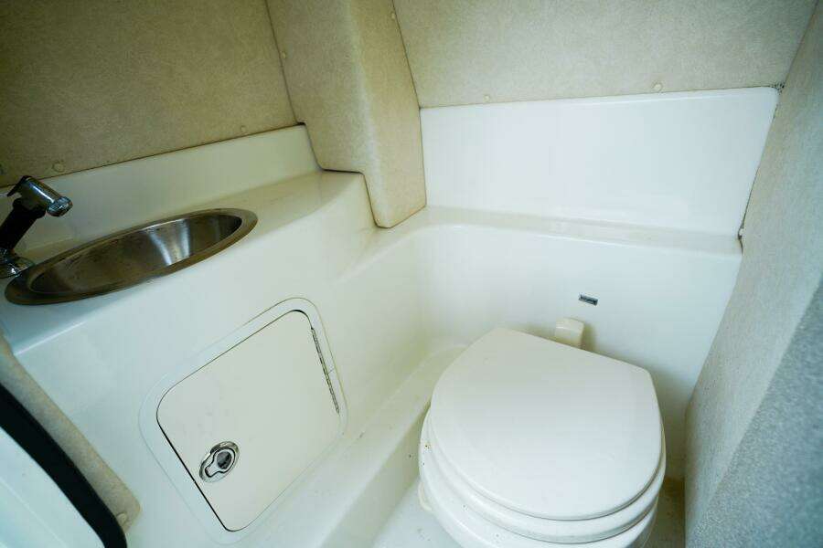 27ft Sea Ray Yacht For Sale