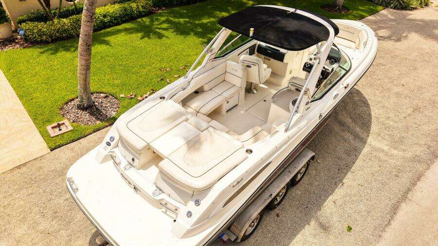 27ft Sea Ray Yacht For Sale