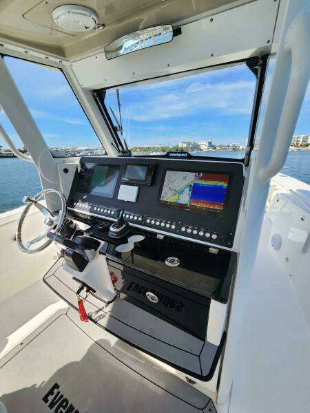 35ft Everglades Yacht For Sale