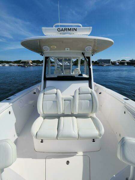 35ft Everglades Yacht For Sale