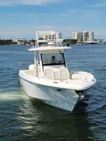 35ft Everglades Yacht For Sale