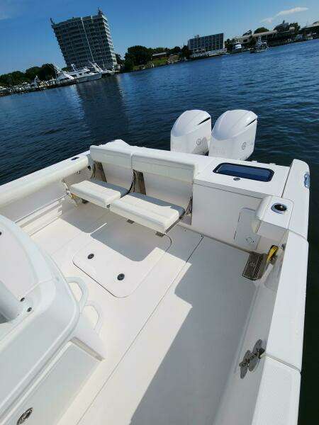 35ft Everglades Yacht For Sale