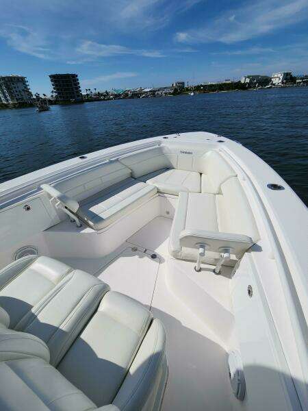 35ft Everglades Yacht For Sale