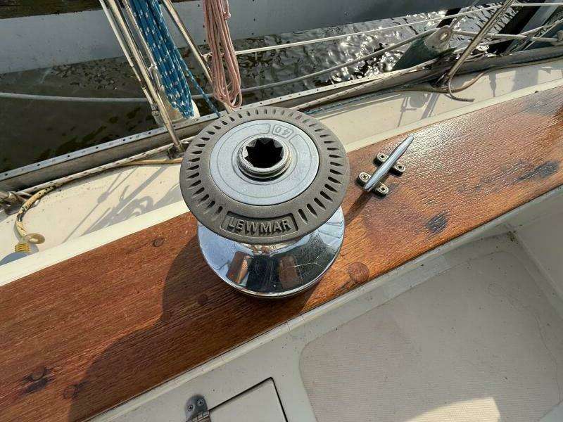 Blown Away 43ft Gulfstar Yacht For Sale