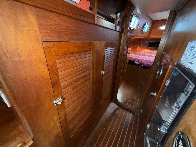 Blown Away 43ft Gulfstar Yacht For Sale