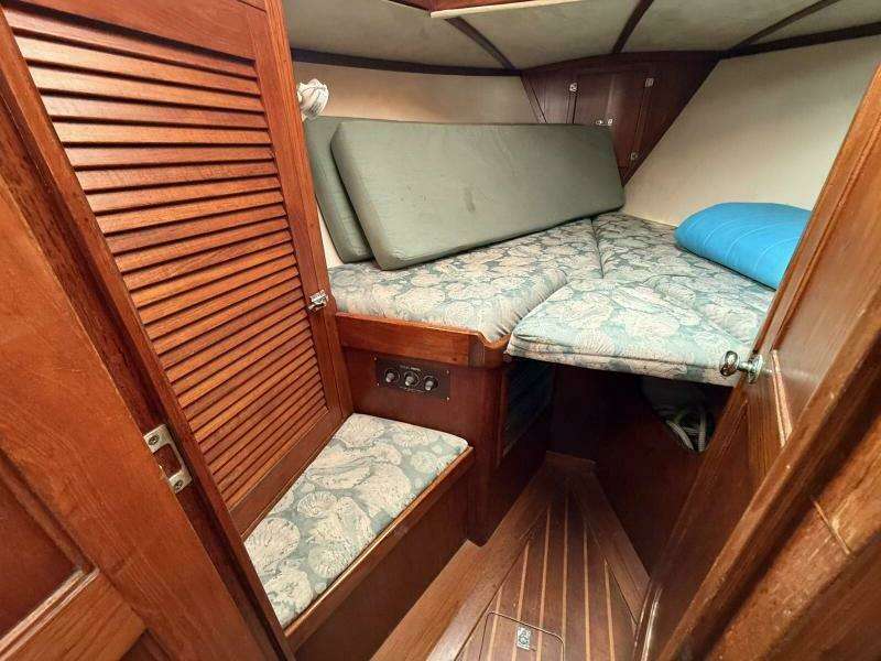 Blown Away 43ft Gulfstar Yacht For Sale