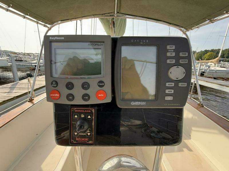Blown Away 43ft Gulfstar Yacht For Sale