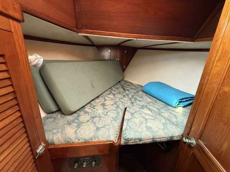 Blown Away 43ft Gulfstar Yacht For Sale