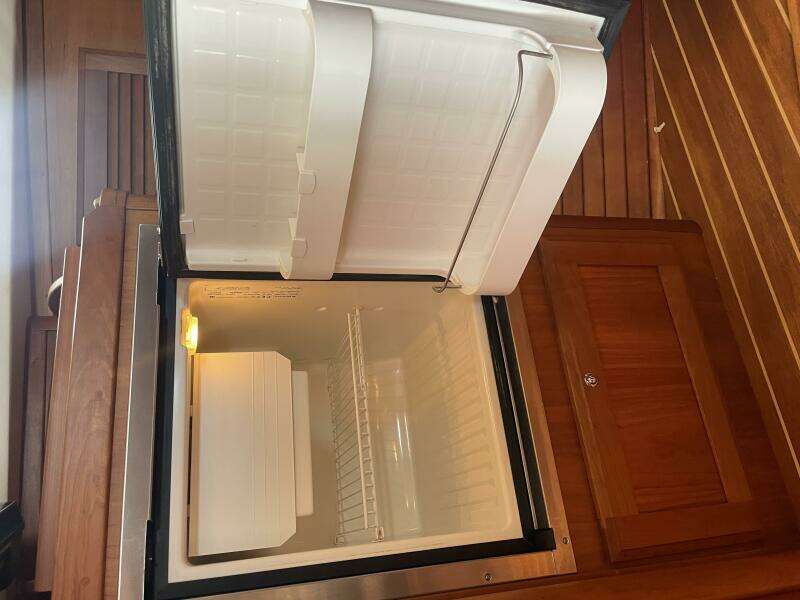 Fridge Freezer Below