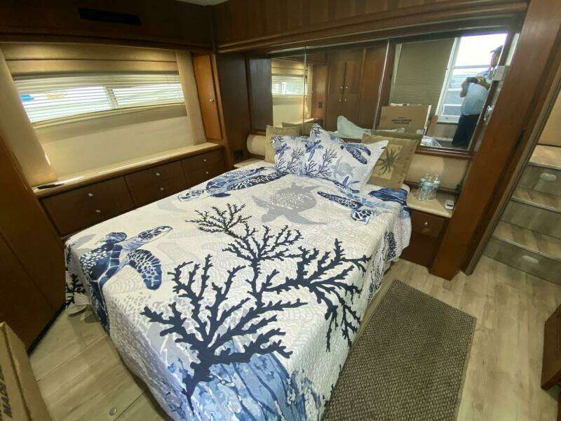 50ft Carver Yacht For Sale