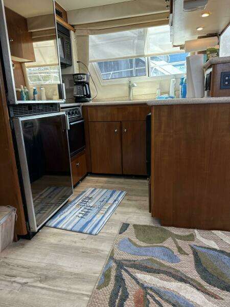 50ft Carver Yacht For Sale