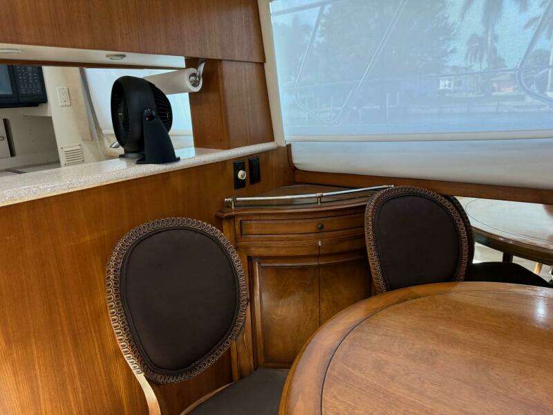 50ft Carver Yacht For Sale