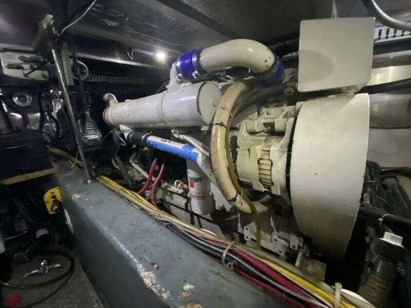 50ft Carver Yacht For Sale