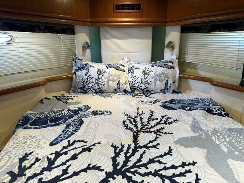 50ft Carver Yacht For Sale
