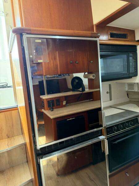 50ft Carver Yacht For Sale