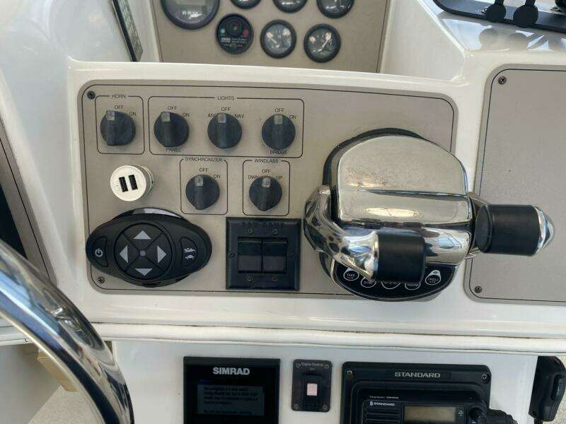 50ft Carver Yacht For Sale