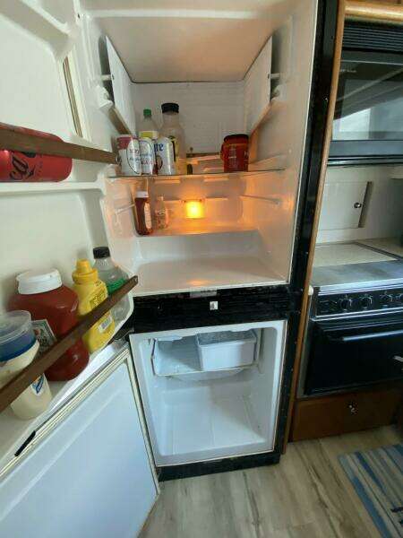 50ft Carver Yacht For Sale