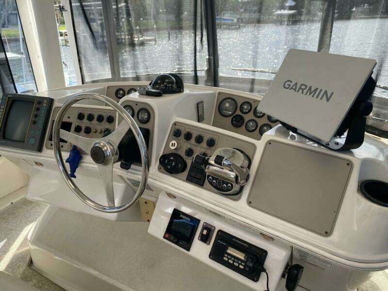 50ft Carver Yacht For Sale