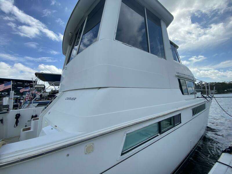50ft Carver Yacht For Sale