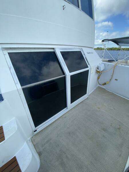 50ft Carver Yacht For Sale