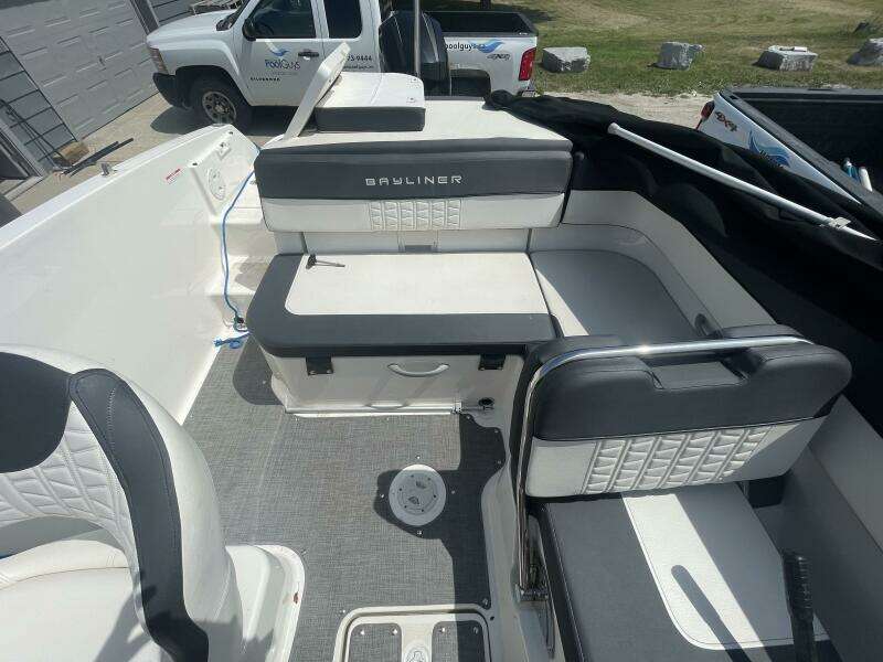 20ft Bayliner Yacht For Sale