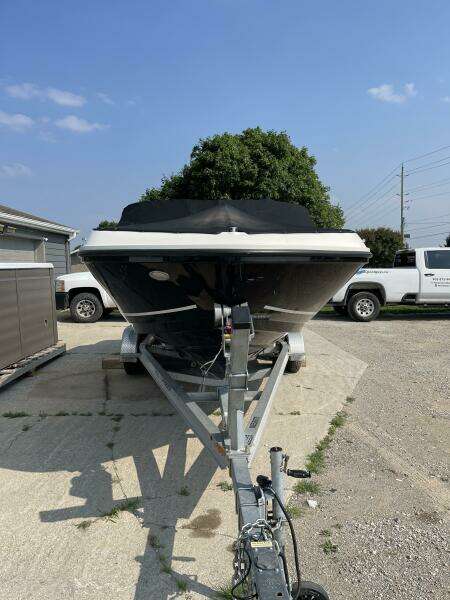 20ft Bayliner Yacht For Sale