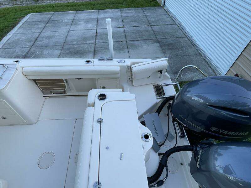 27ft Grady White Yacht For Sale