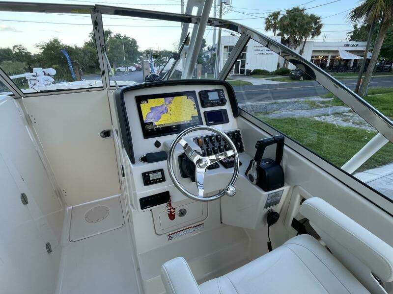 27ft Grady White Yacht For Sale