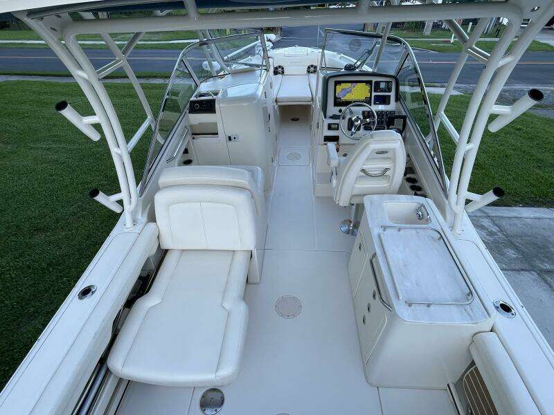27ft Grady White Yacht For Sale