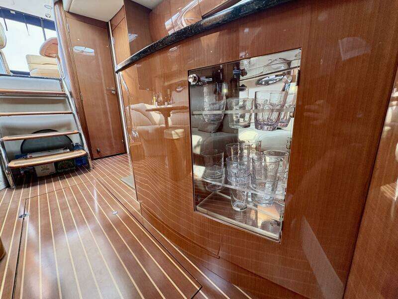 OUTSTANDING 45ft Doral Yacht For Sale