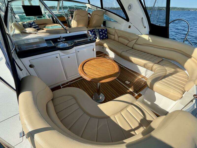 OUTSTANDING 45ft Doral Yacht For Sale