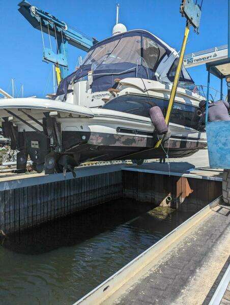 OUTSTANDING 45ft Doral Yacht For Sale