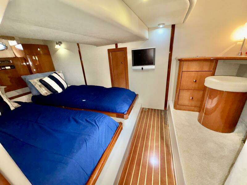 OUTSTANDING 45ft Doral Yacht For Sale