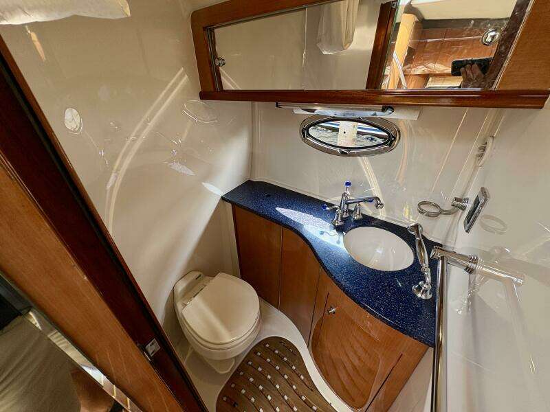 OUTSTANDING 45ft Doral Yacht For Sale