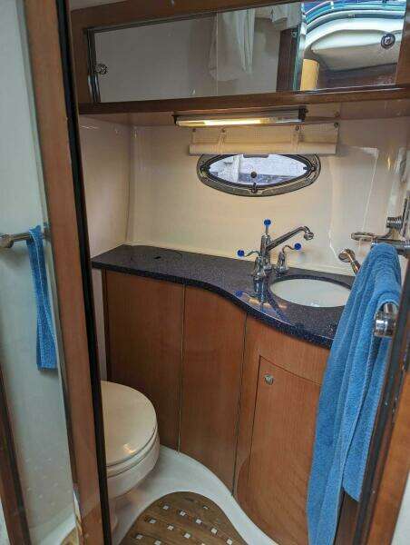 OUTSTANDING 45ft Doral Yacht For Sale