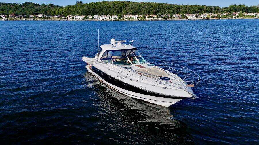 OUTSTANDING 45ft Doral Yacht For Sale