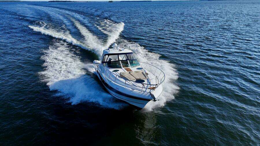 OUTSTANDING 45ft Doral Yacht For Sale