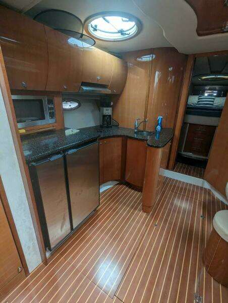 OUTSTANDING 45ft Doral Yacht For Sale