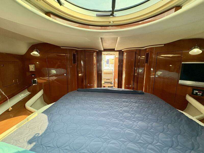 OUTSTANDING 45ft Doral Yacht For Sale