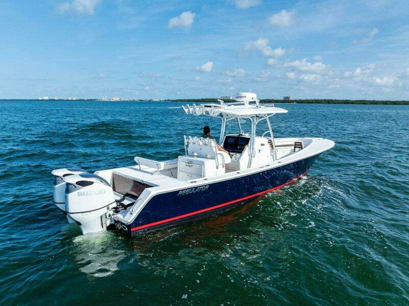 2012 Regulator 32