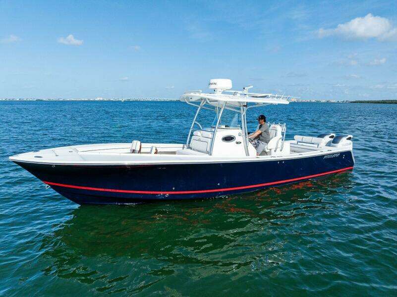 2012 Regulator 32